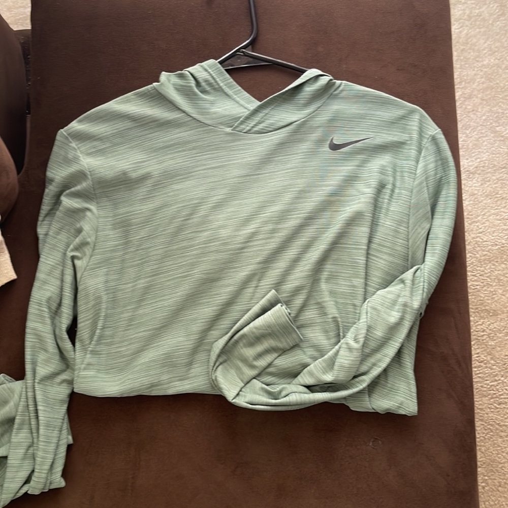 NIKE DRYFIT LONGSLEEVE